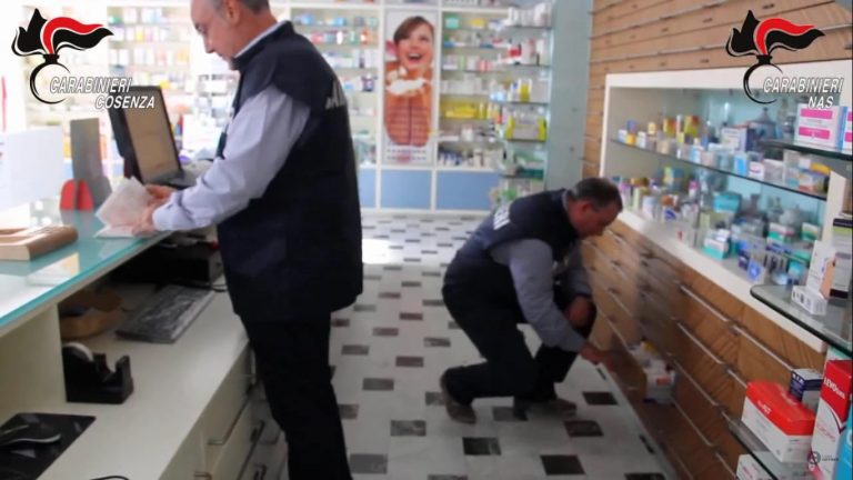 smercio illegale di farmaci