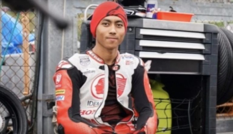 Sepang pilota morto