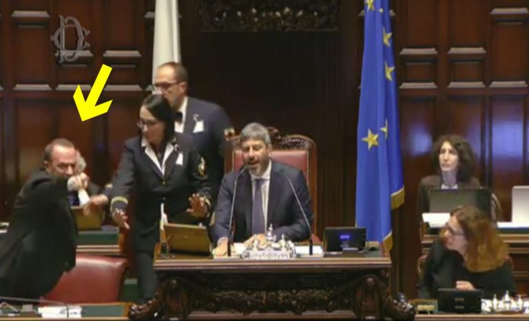 Premier Conte accusato di reato