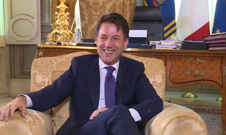 Lotta al contante giuseppe conte