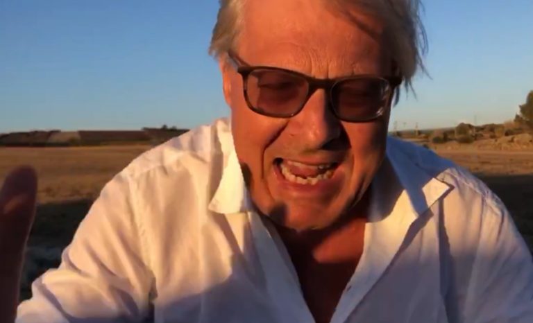 sgarbi sul vaccino