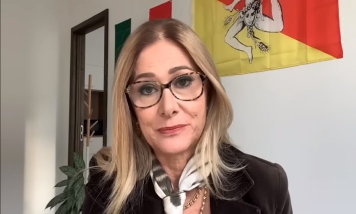 Francesca donato