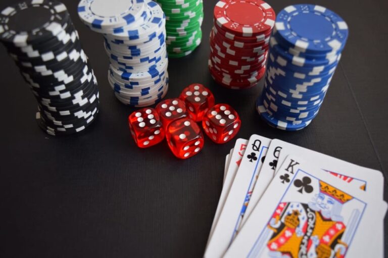 Set da poker perfetti: suggerimenti per scegliere di giocare alla grande come nel MyEmpire Casino